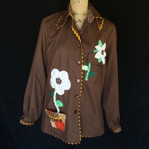 Beautiful 70’s Applique shirt